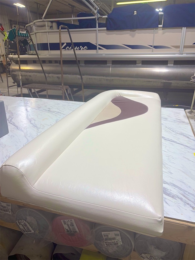 Pontoon seat cushion